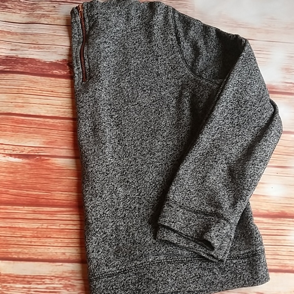 H&M crop top. Size S - Picture 4 of 4